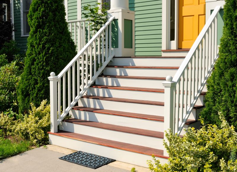 Rail Staining Service